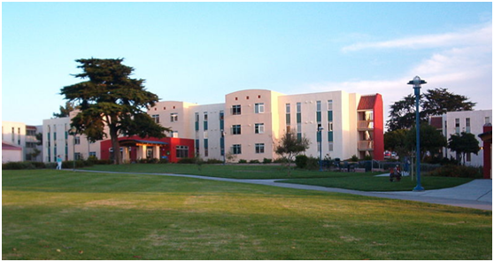 加州州立大学蒙特利尔湾